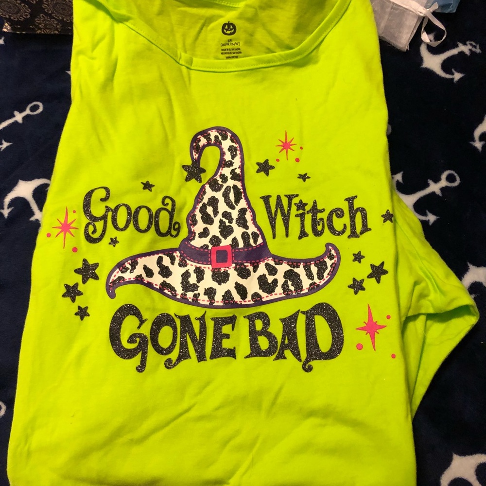 Women’s Halloween shirt